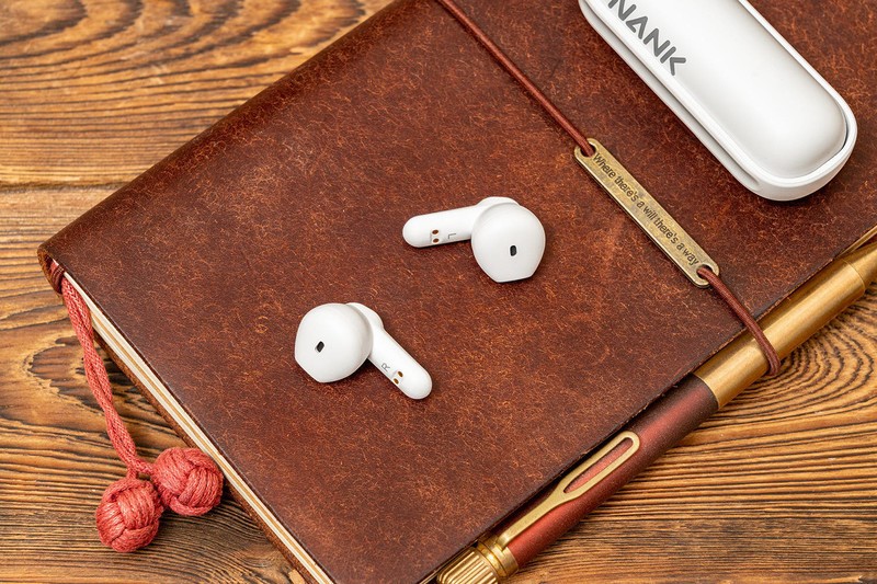 设计创意满分，音质优秀延时低，NANK小音舱蓝牙耳机体验