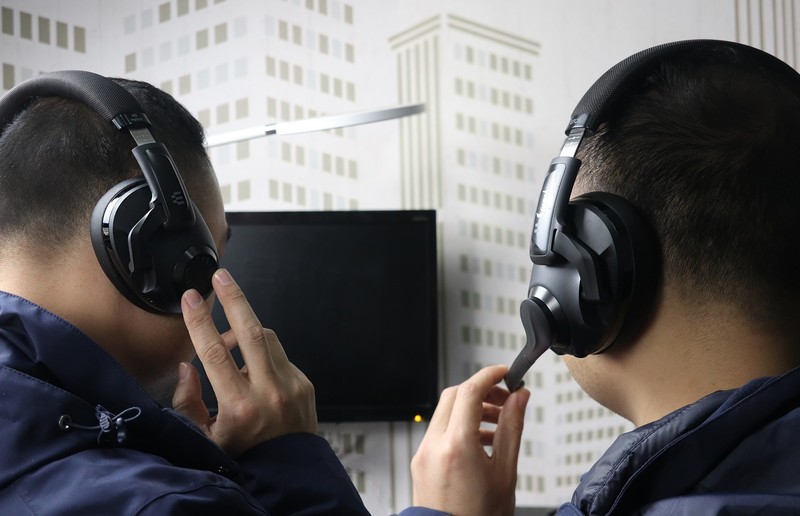 三模连接 听声辨位 制胜体验——音珀H3 Hybrid暖雪联名款体验