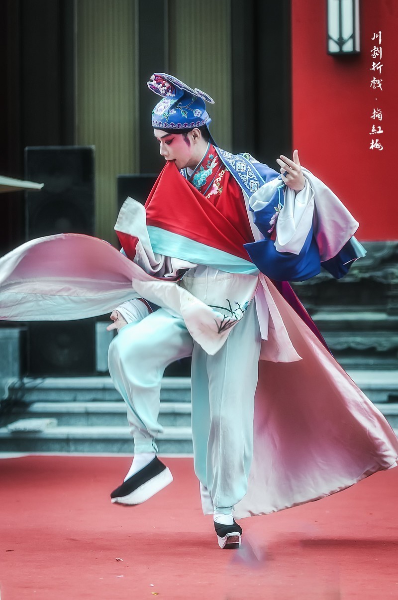 川剧折子戏：《摘红梅》