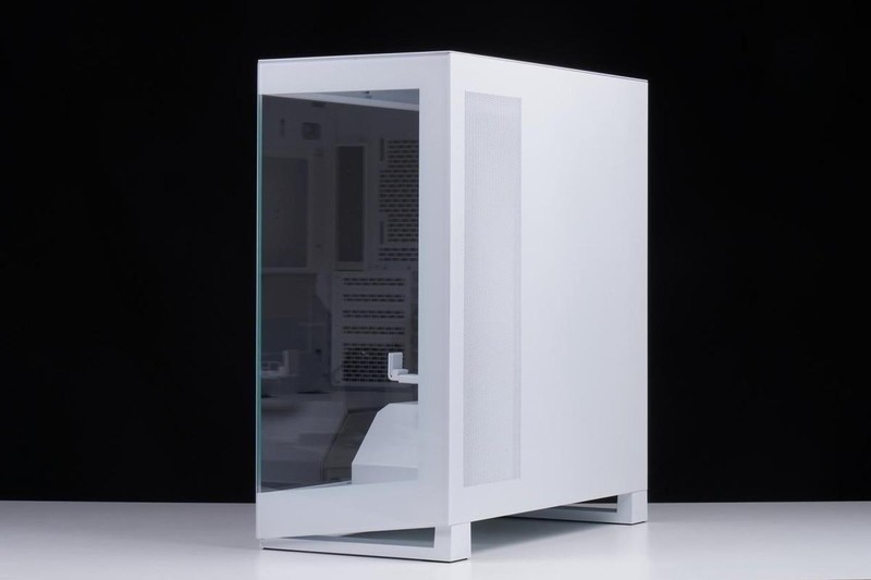 年终奖发了，喜提名人堂RTX4080水冷海景房主机