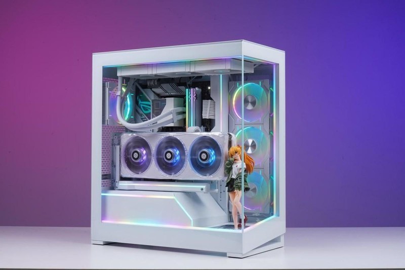 年终奖发了，喜提名人堂RTX4080水冷海景房主机