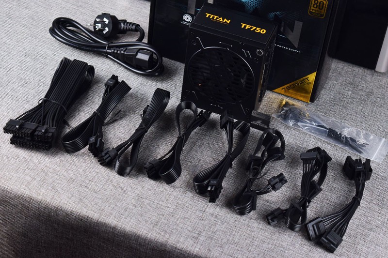 酷炫小巧的老头乐，英特尔11400F+七彩虹B560I 简单装机试玩