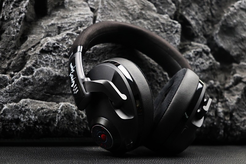 三模连接 听声辨位 制胜体验——音珀H3 Hybrid暖雪联名款体验