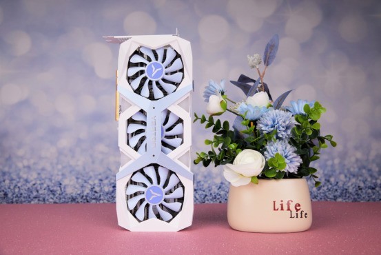 瓦国服最后一轮内测，盈通RX7600游戏高手评测试玩《无畏契约》