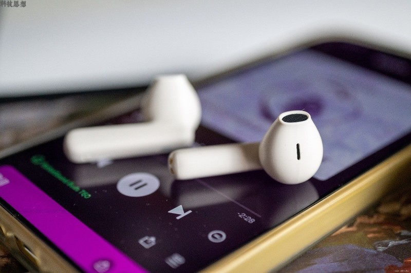 简约灵巧的百元真无线，颜值出众音质好，BarbetSound Buds T60体验