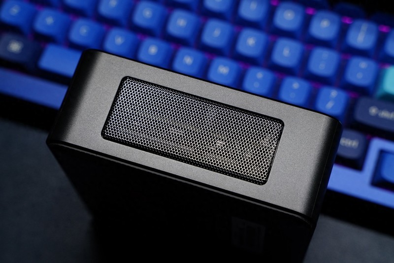 好用够小的桌面神器 零刻 SER5 MAX深度评测