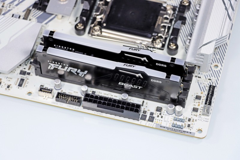 AMD Ryzen 5 9600X 真香！还选啥 14600KF 啊！