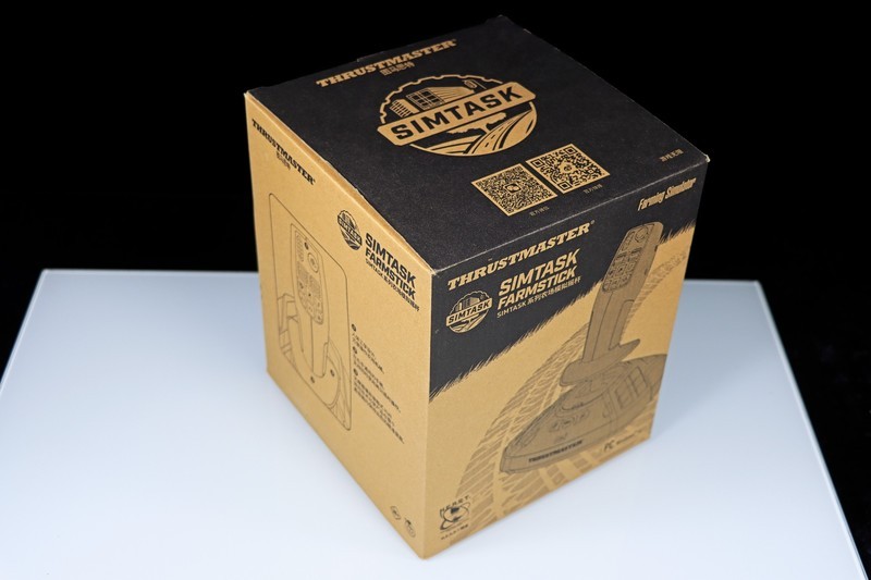 我真的在种田！用图马思特 SimTask-FarmStick 获得沉浸式体验！