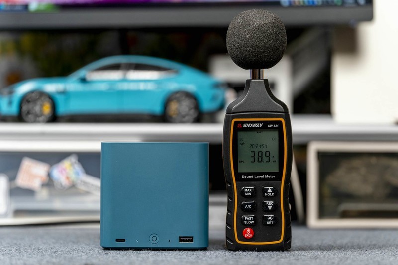 内置6个M.2硬盘位，可搭建全闪NAS，千元级迷你主机零刻ME mini