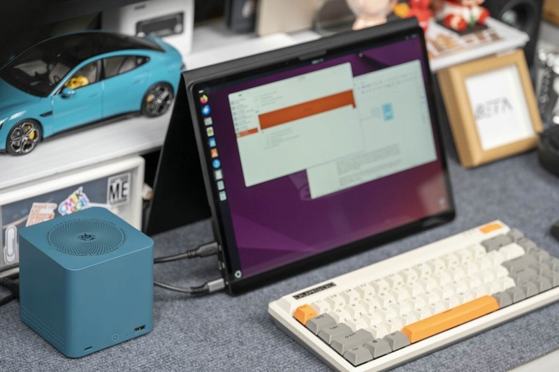 内置6个M.2硬盘位，可搭建全闪NAS，千元级迷你主机零刻ME mini