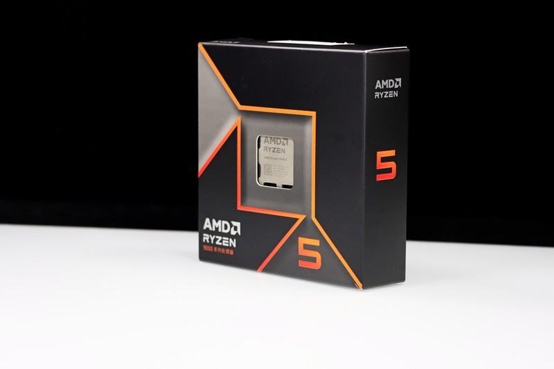 AMD Ryzen 5 9600X 真香！还选啥 14600KF 啊！