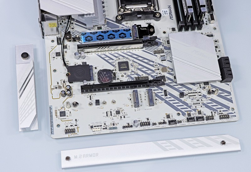 AMD Ryzen 5 9600X 真香！还选啥 14600KF 啊！