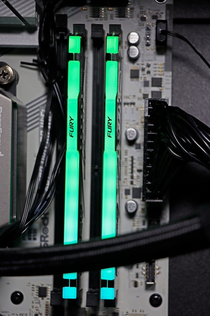 AMD Ryzen 5 9600X 真香！还选啥 14600KF 啊！