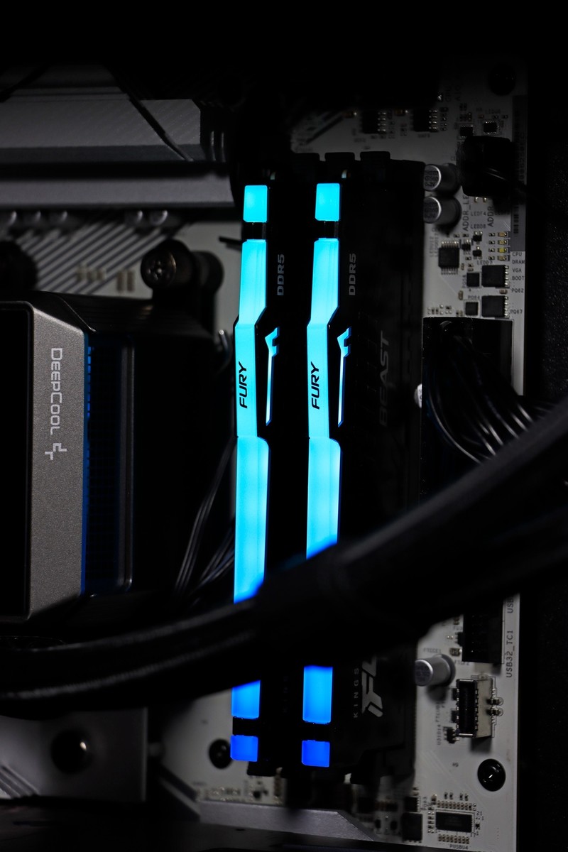 AMD Ryzen 5 9600X 真香！还选啥 14600KF 啊！