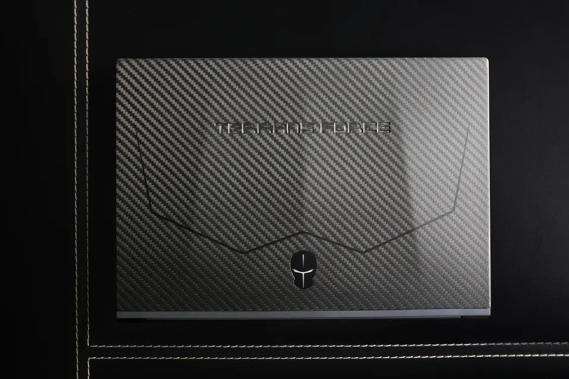 如何辨别真假碳纤维