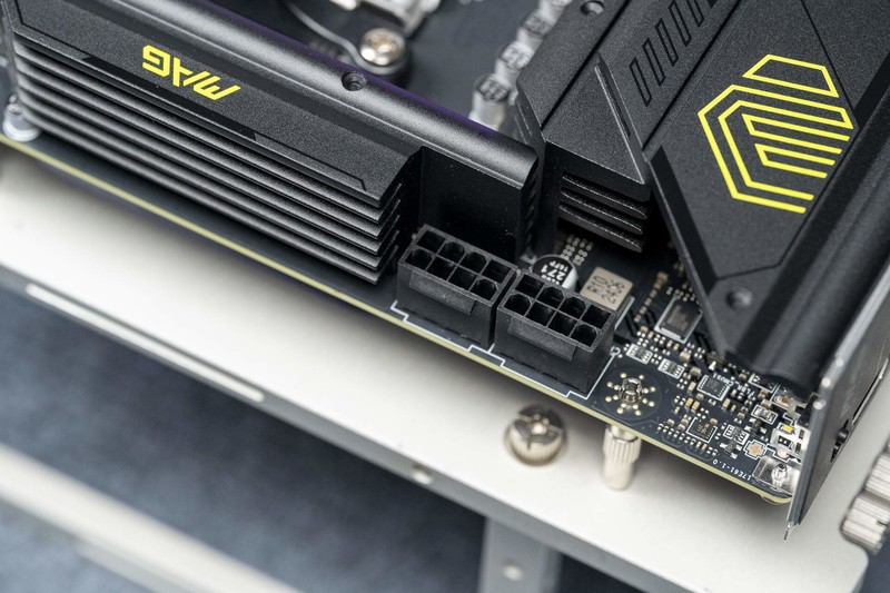 B850主板就给2条PCIe 5，微星MAG B850M MORTAR WIFI主板评测