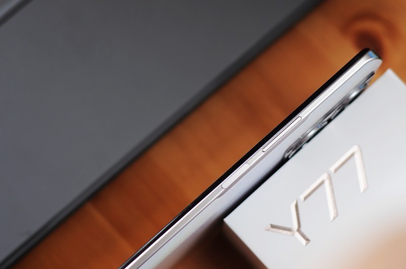 有颜有实力，vivo Y77简评