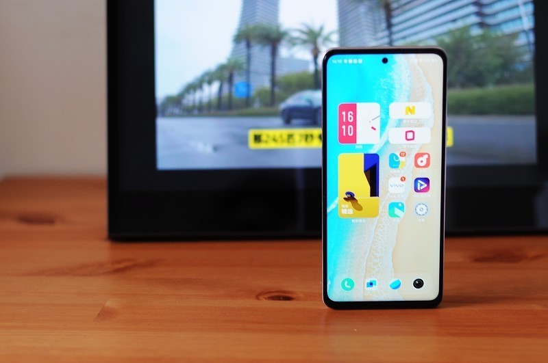 有颜有实力，vivo Y77简评