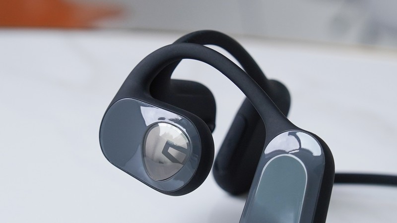 泥炭RunFree气传导运动耳机：骨传导2.0版本！体验新升级