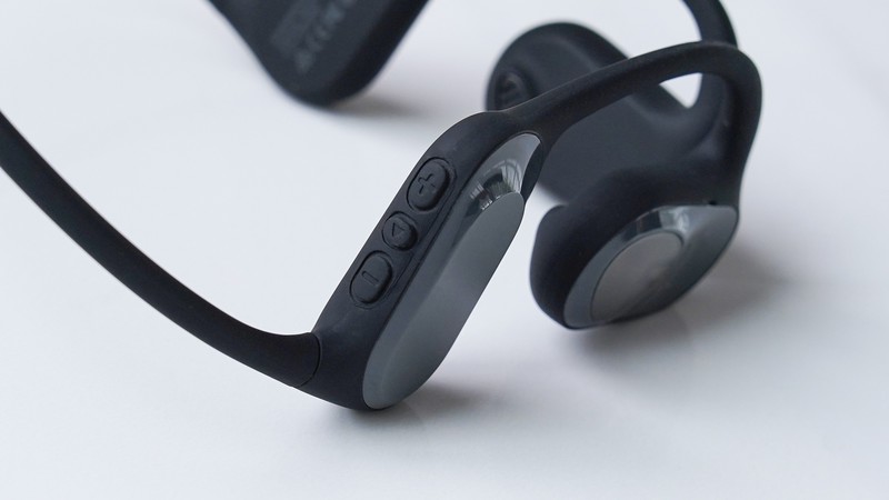 泥炭RunFree气传导运动耳机：骨传导2.0版本！体验新升级