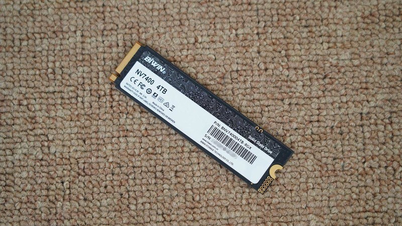 有什么高性价比高性能的SSD？佰维WOOKONG NV7400 4TB体验分享