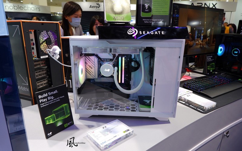 windwithme COMPUTEX 2024 Connecting AI新品分享与ShowGirls