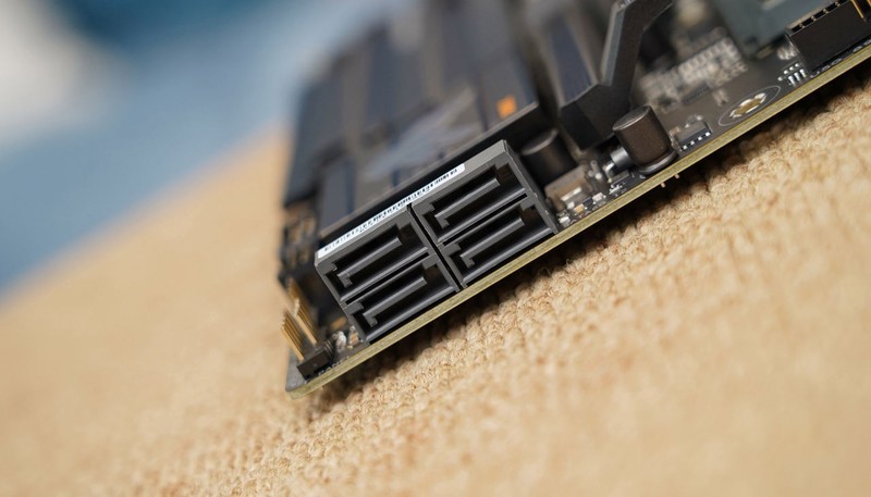 顶级游戏小钢炮，9800X3D+B850重炮手+DW100+RTX4080S装机分享