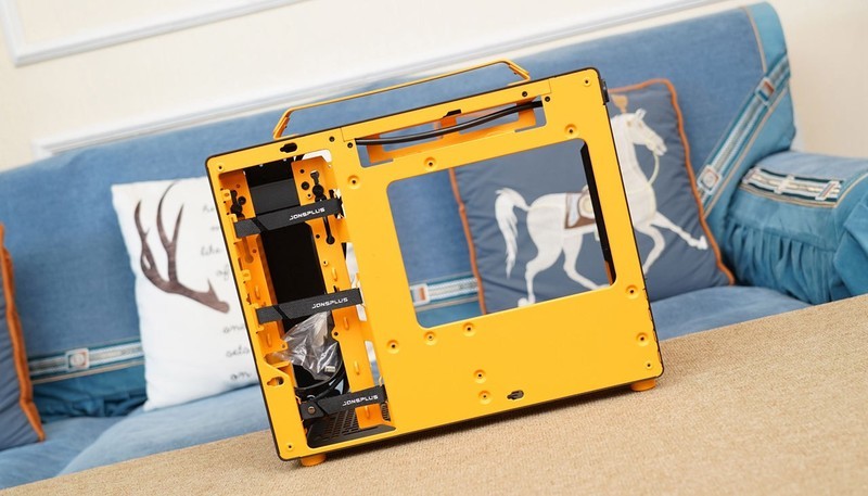 顶级游戏小钢炮，9800X3D+B850重炮手+DW100+RTX4080S装机分享