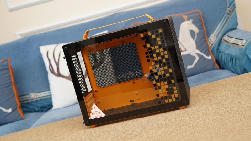 顶级游戏小钢炮，9800X3D+B850重炮手+DW100+RTX4080S装机分享