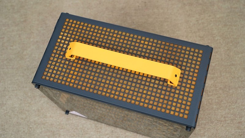 顶级游戏小钢炮，9800X3D+B850重炮手+DW100+RTX4080S装机分享