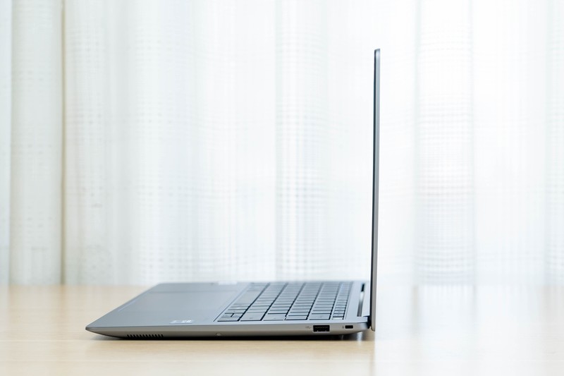 一台为商务办公而打造的高能轻薄本！预算6000元买华硕破晓6 Pro