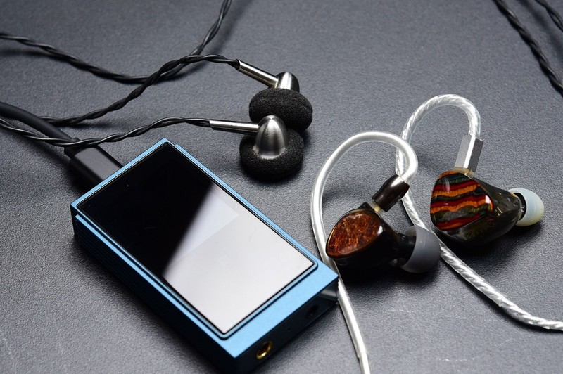 无需外接电，推力高达626mW，声音还很润!山灵UP6双模便携耳放上手