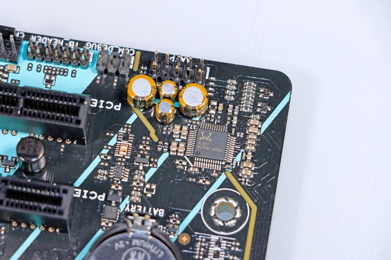 华硕天选主题装机！分享简易克隆系统盘的方法！