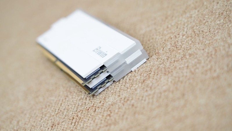 顶级游戏小钢炮，9800X3D+B850重炮手+DW100+RTX4080S装机分享