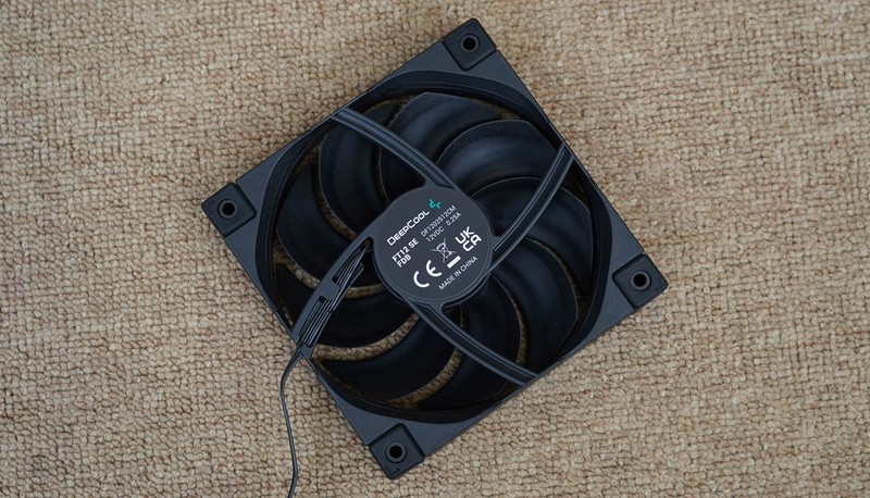 顶级游戏小钢炮，9800X3D+B850重炮手+DW100+RTX4080S装机分享