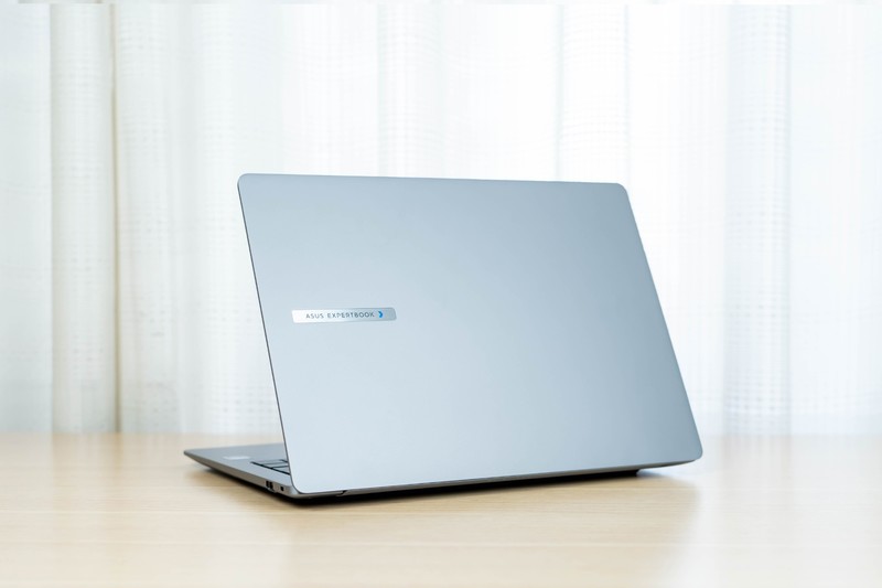 一台为商务办公而打造的高能轻薄本！预算6000元买华硕破晓6 Pro