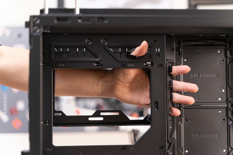 装机惊魂CPU显卡都挂了？华硕GT502弹药库装机秀