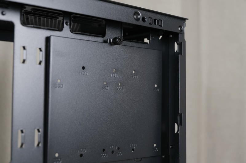 更小巧的窄体ATX海景房：先马 幻境界 海景房机箱上机