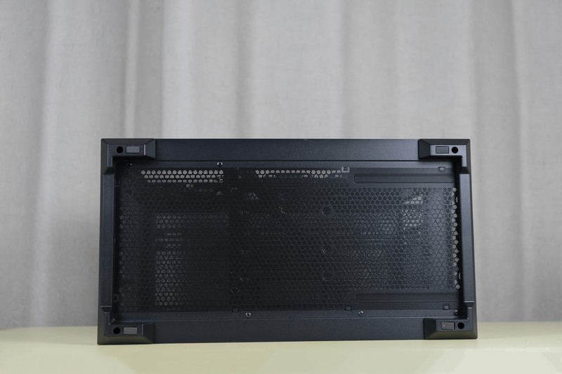 更小巧的窄体ATX海景房：先马 幻境界 海景房机箱上机