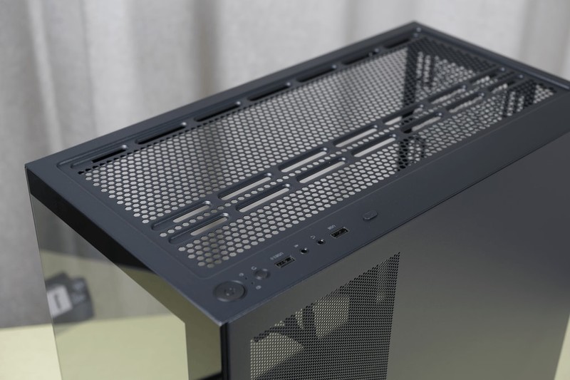 更小巧的窄体ATX海景房：先马 幻境界 海景房机箱上机