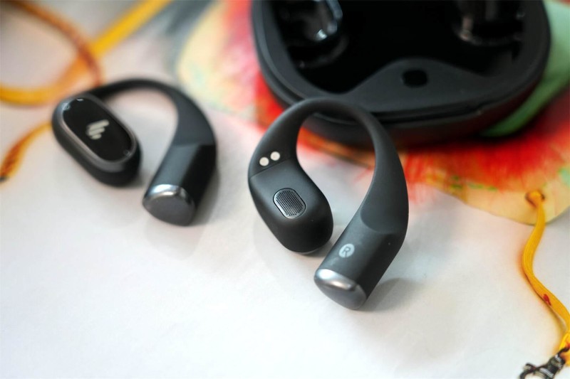 尽享纯净之音，漫步者Comfo Solo开放式蓝牙耳机带您走进音乐世界