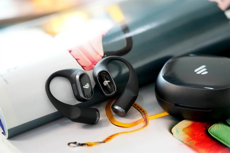 尽享纯净之音，漫步者Comfo Solo开放式蓝牙耳机带您走进音乐世界