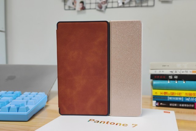 墨案Pantone7首发评测，7英寸彩色墨水屏电纸书，书籍漫画全都行
