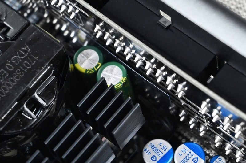 九州风神PQ850G黄金统治者全模组电源开箱拆解：严选高效率方案