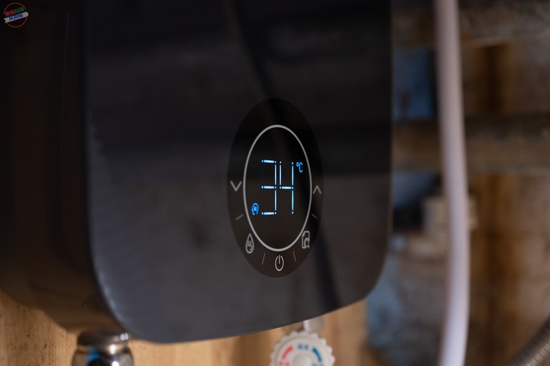 小身材大热量，即开即热节省空间，奥特朗隐藏式热水器C11H体验