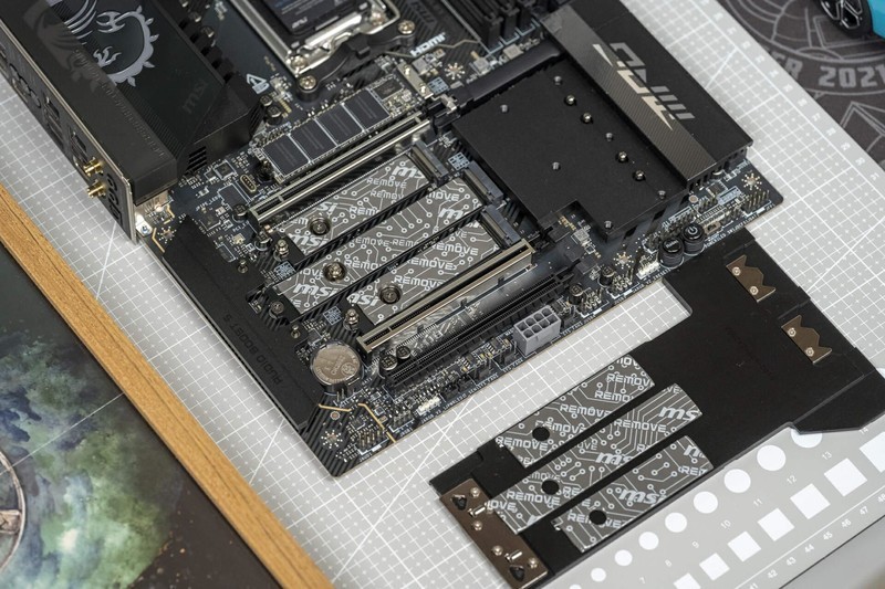 预售3499元的暗黑主板，微星MPG X870E CARBON WIFI开箱来了