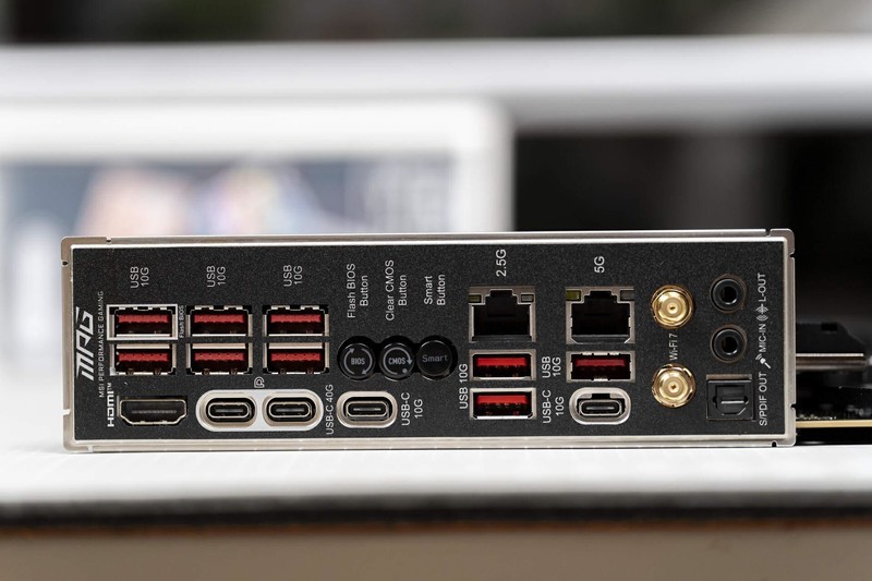 预售3499元的暗黑主板，微星MPG X870E CARBON WIFI开箱来了