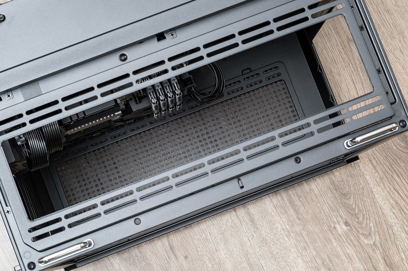 装机惊魂CPU显卡都挂了？华硕GT502弹药库装机秀