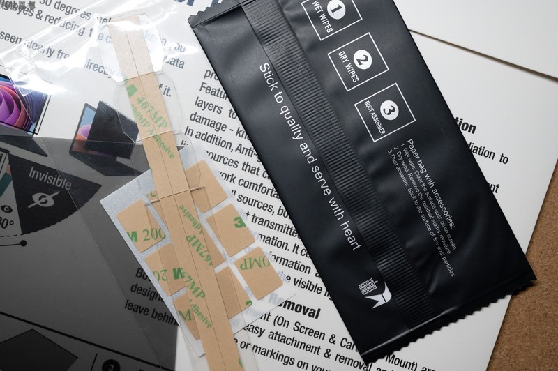 耐刮耐指纹的笔记本防窥膜，全面保护隐私安全