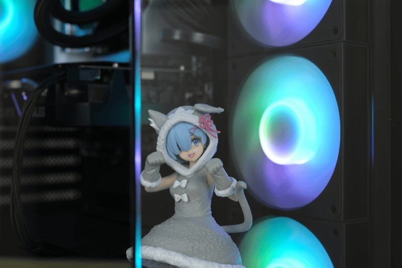 更小巧的窄体ATX海景房：先马 幻境界 海景房机箱上机